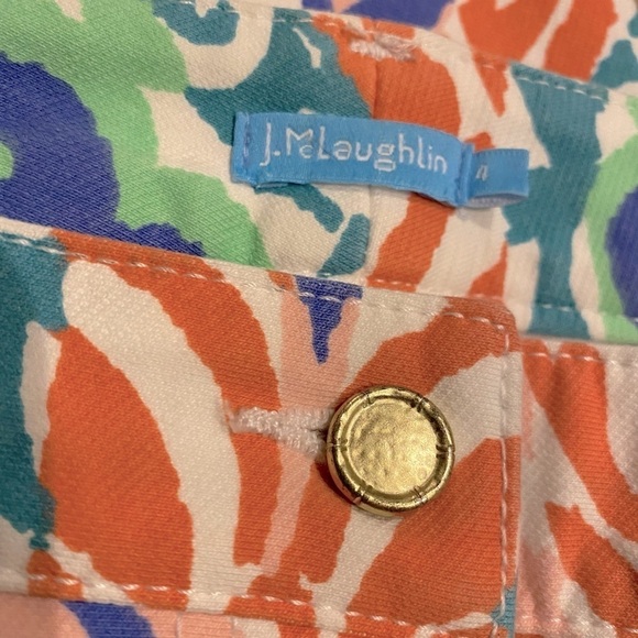 J. McLaughlin Lexi Jeans In Midi Oahu Print Size 4 - Picture 7 of 14